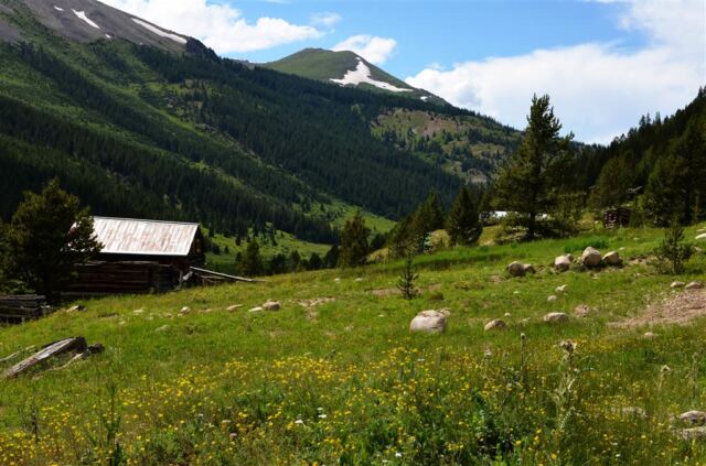 Independence ghost town (14)