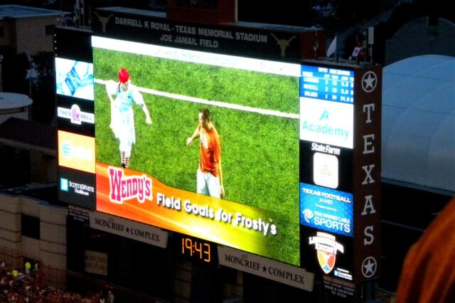 Scary Wendy freaking out the field goal kicking guy