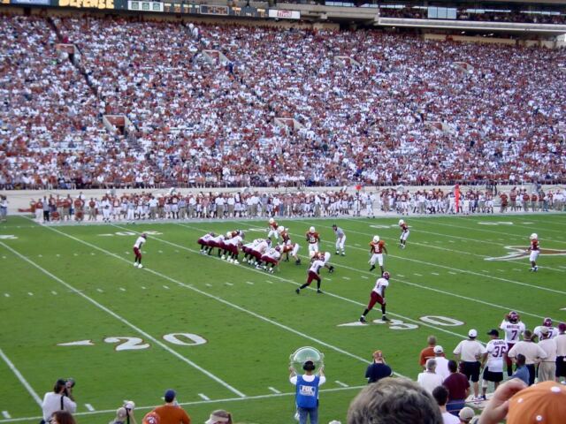 Defensive set - early first quarter
