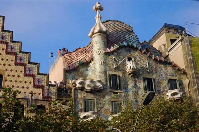 Gaudi house (2)