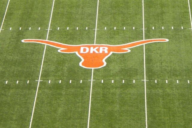 DKR Longhorn logo