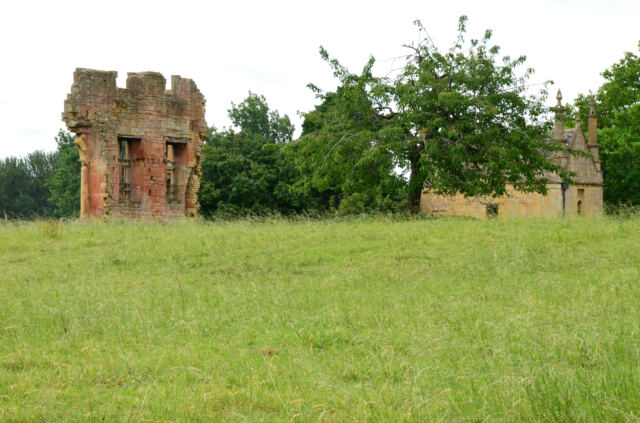 Chipping Campden - West Banqueting ruins (3)