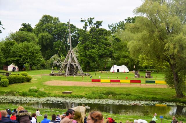 warwick-castle-trebuchet-pre-show