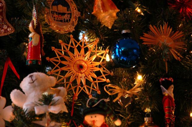 christmas-ornaments