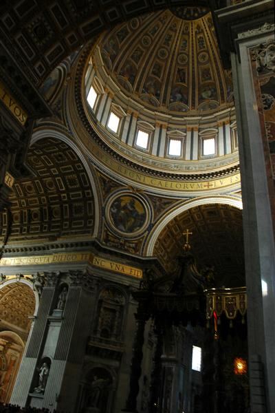 Interior of St. Peter's Basilica (4)