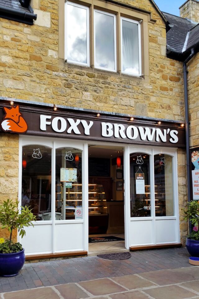 Foxy Brown's - Broadway