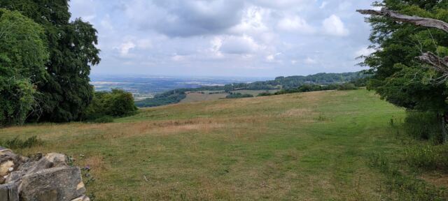 Broadway Tower - Cotswold Way scenery (21)