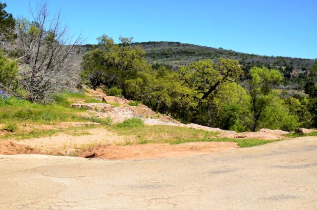 Willow Loop cliffs 2