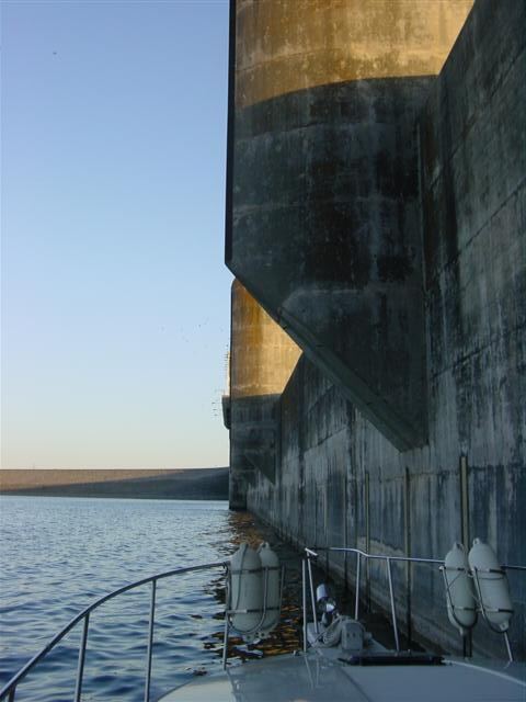 lakeside-of-mansfield-dam