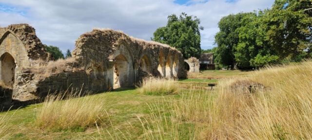 Hailes Abbey ruins (25)