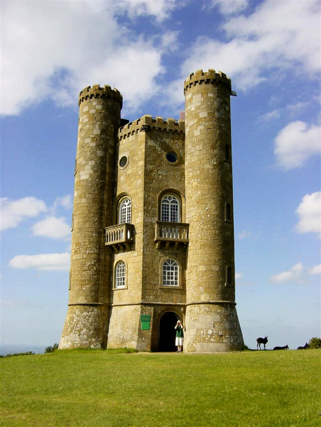 Broadway Tower (3)