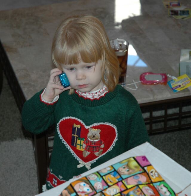 kiersten-on-the-phone-with-santa