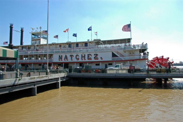 Natchez paddlewheeler