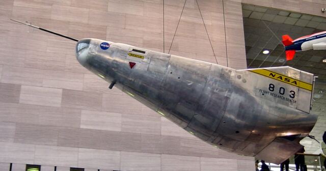x-20-lifting-body-1-