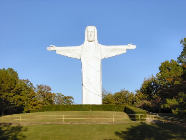 christ-of-the-ozarks-5-
