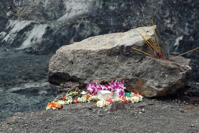 Offering to Pele