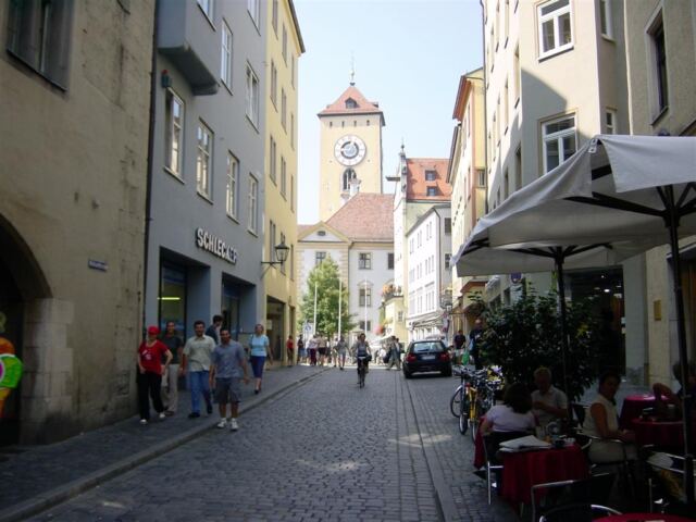 small-church-down-strasse