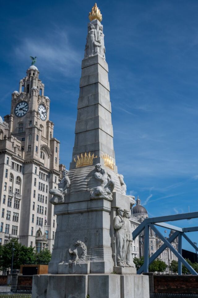 Memorial to the Marine Engine Room Heroes 01