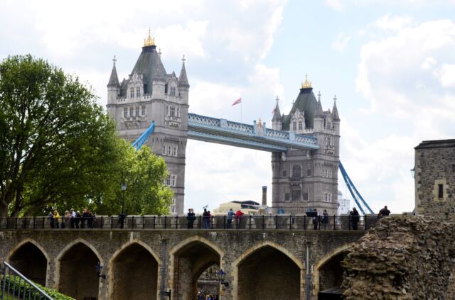 Tower Bridge from inside the Tower of London (1)