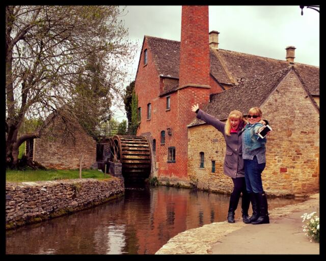 Kathy and LeAnn - Lower Slaughter (4)