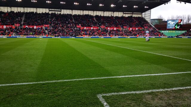 Pitch-side at The Britannia, literally minutes before kickoff! (1)