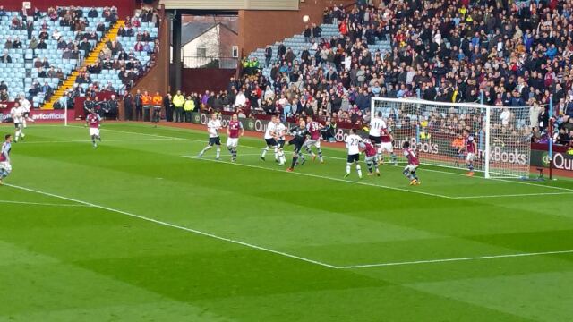 Villa v Spurs - match action (7)