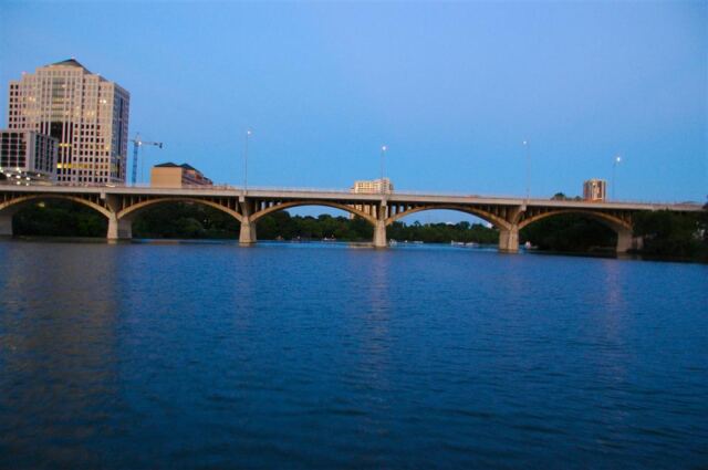 congress-ave-bridge