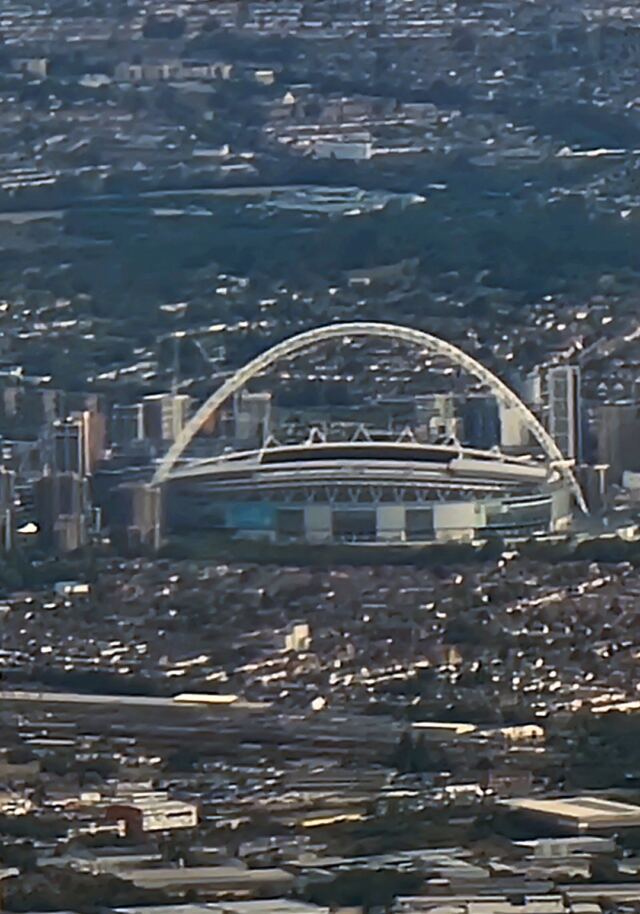 Wembley on approach