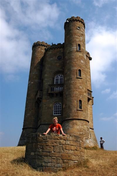 Melanie and the Broadway Tower