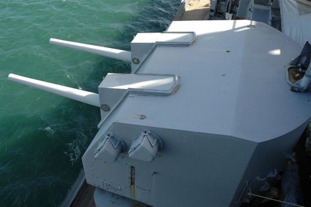 Starboard secondary guns