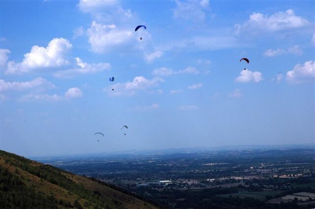 Parasailing over the Malverns (2)