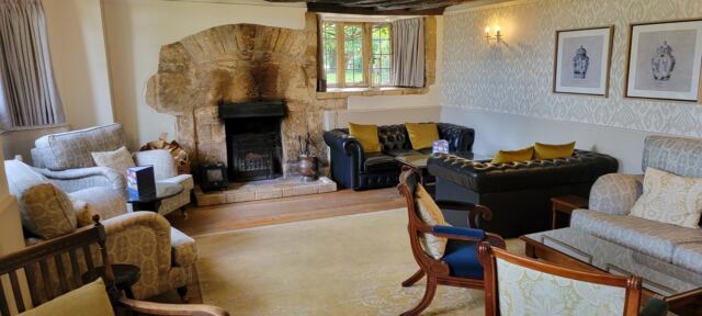 Charingworth lounge (1)