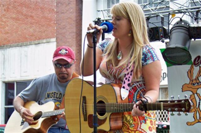 colgate_country_showdown_5_15_2010_17
