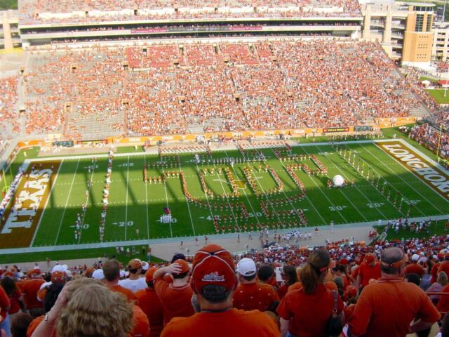 Longhorn Band forms the UT
