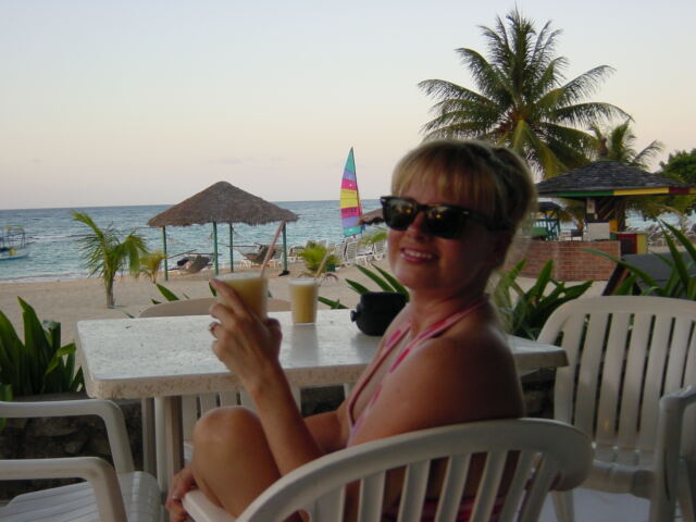 Banana daiquiri and the beach... and Kathy