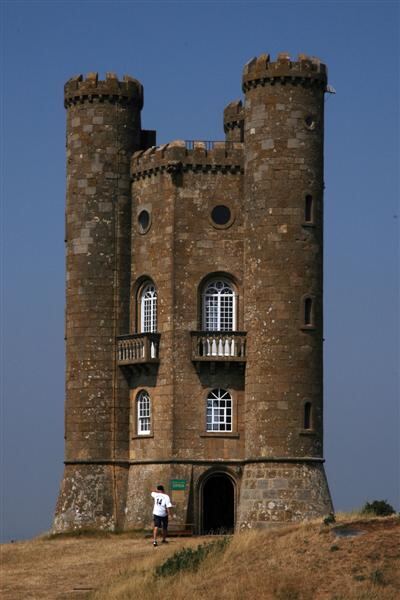 Broadway Tower (4)