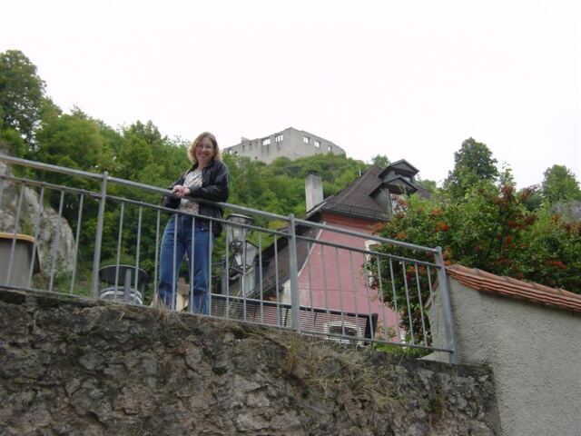 laura-and-castle