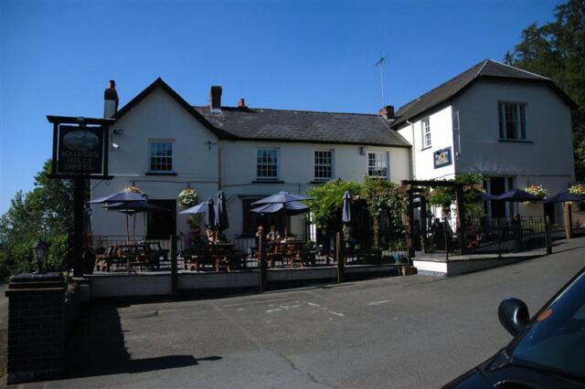The Malvern Hotel - let's stop for a pint!