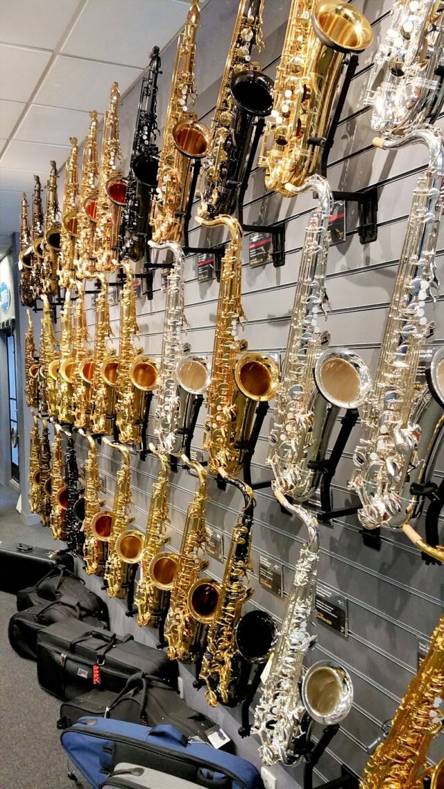 Wall o'Saxes (1)