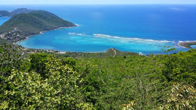Virgin Gorda lookout - Dog Bay 3