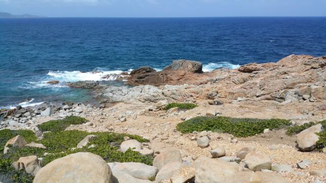 Coppermine Point scenery 8