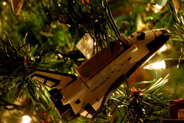 all-i-want-for-christmas-is-a-manned-spaceflight-program