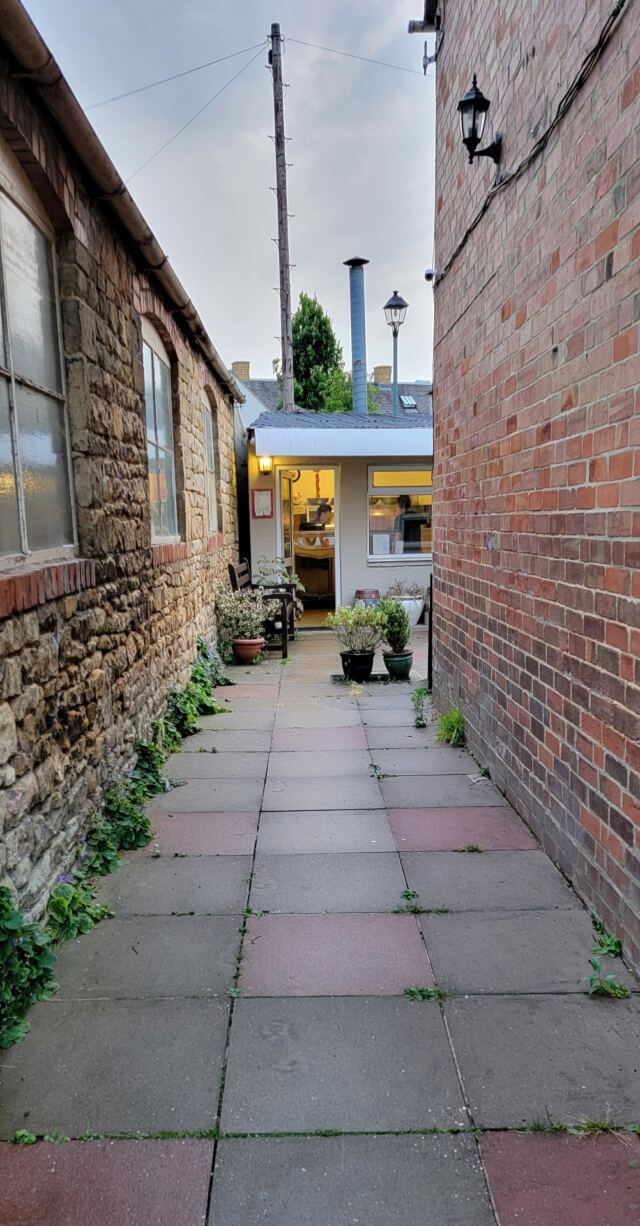 Crystal Palace takeout (2)