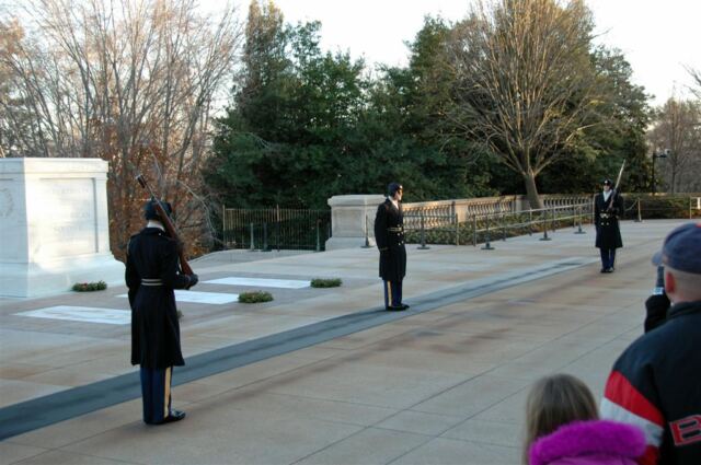 Changing of the Guard at the Tomb of the Unknown Soldier (1)