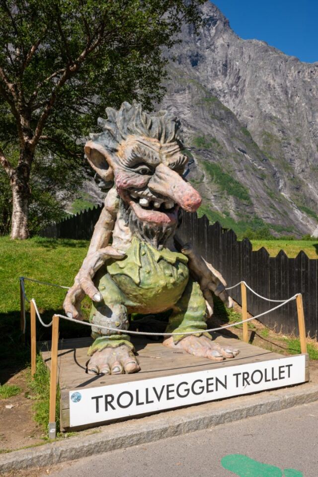 Trollveggen Trollet 01