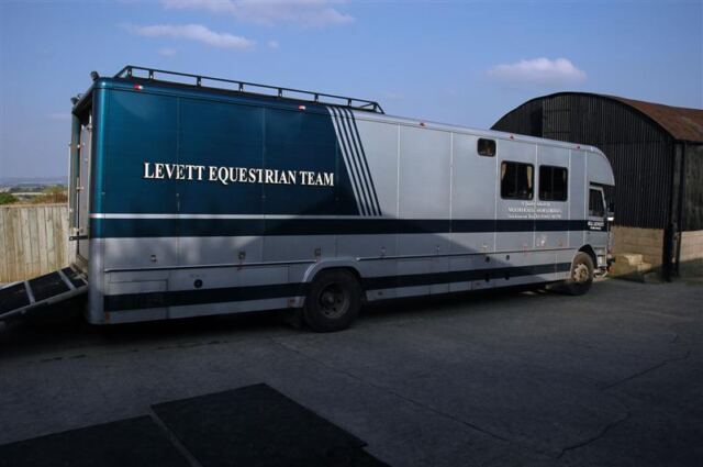 Horse box!