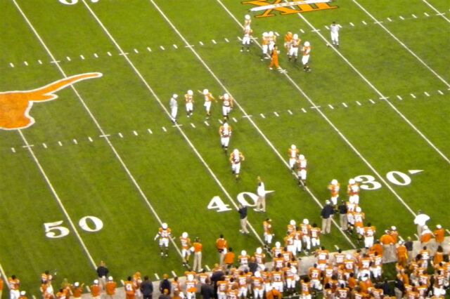 2009 Offensive Seniors leave the field