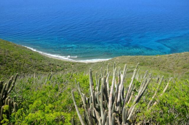 Virgin Gorda lookout - Lower Ben's Bay
