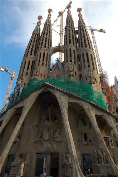 Gaudi - La Sagrada Familia (1)