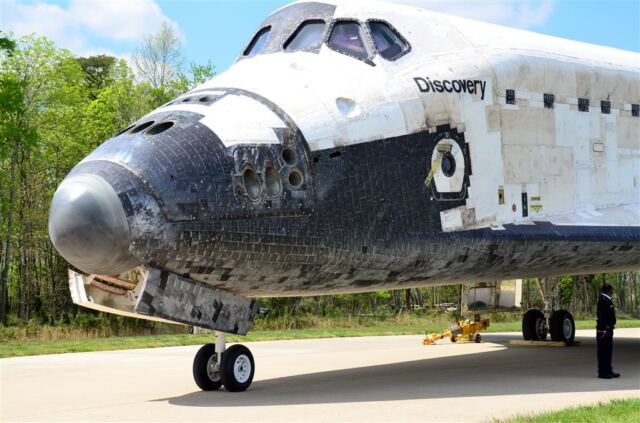 Discovery outside (24)